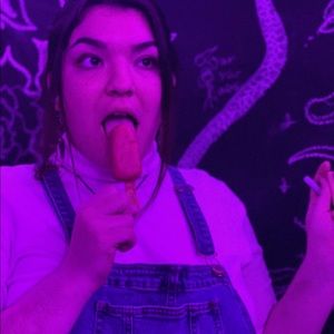 Meet your Posher, Alyssa